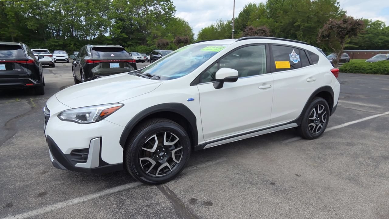 Used 2023 Subaru Crosstrek Hybrid w/ Moonroof Package w/Navigation AWD/4WD image 4