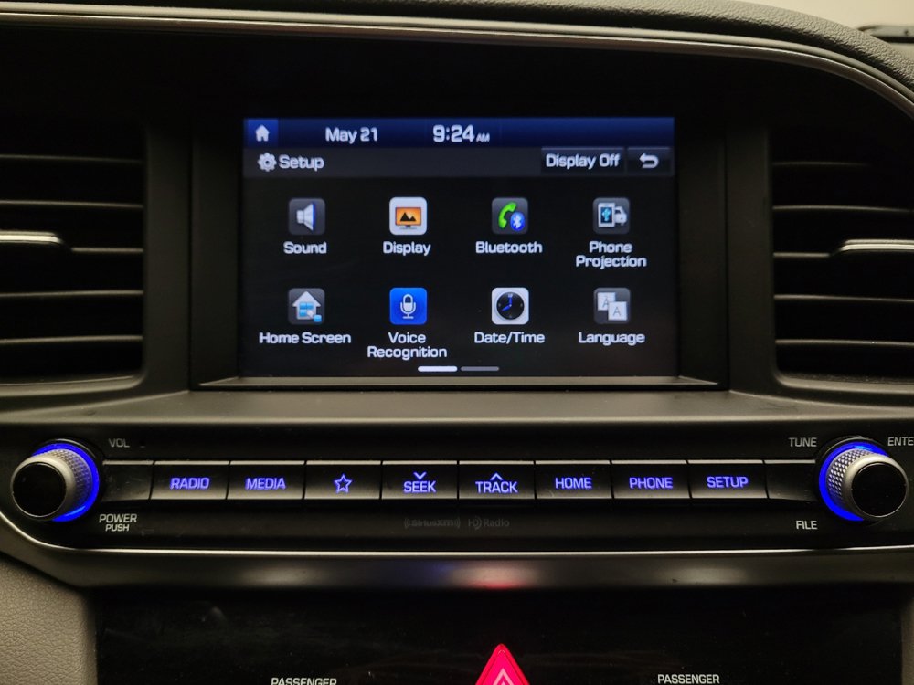 Used 2019 Hyundai Elantra SEL FWD image 25
