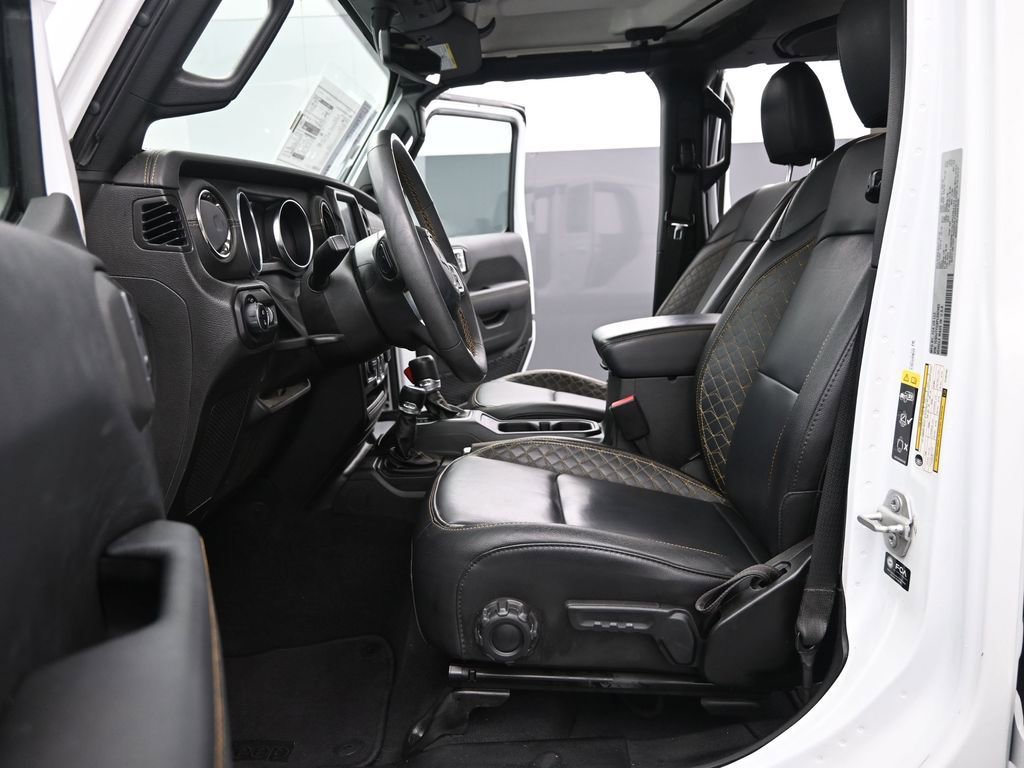 Used 2023 Jeep Gladiator Overland image 10