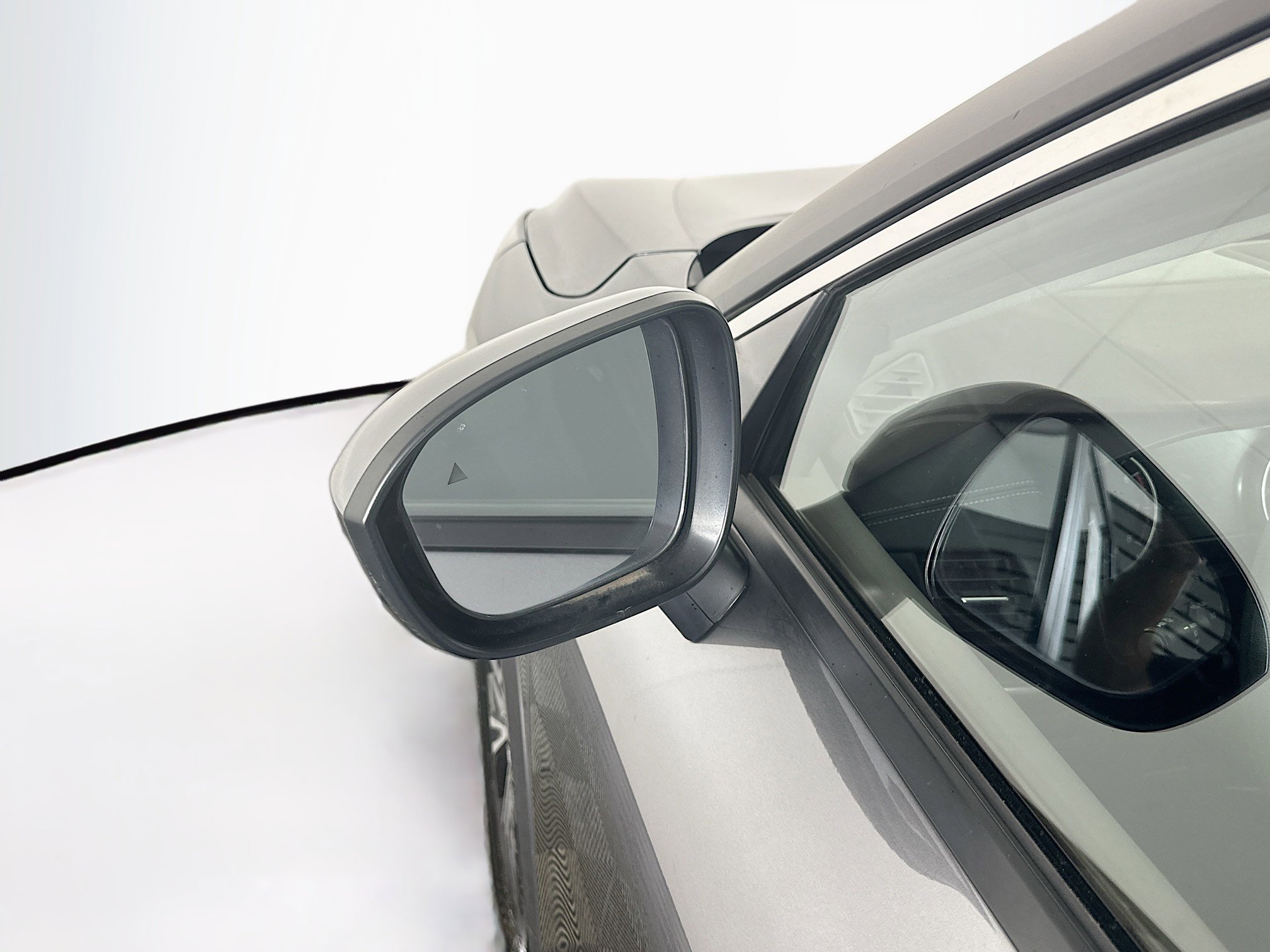 Used 2023 Nissan Rogue SV FWD image 16