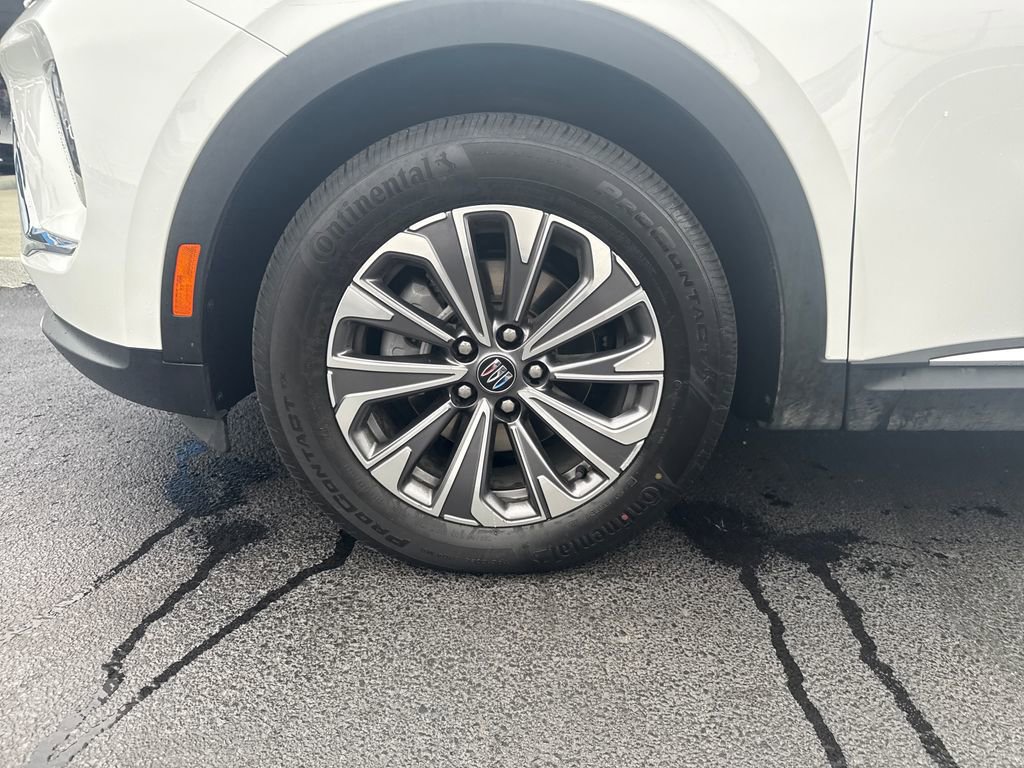 Used 2025 Buick Envision Preferred image 31