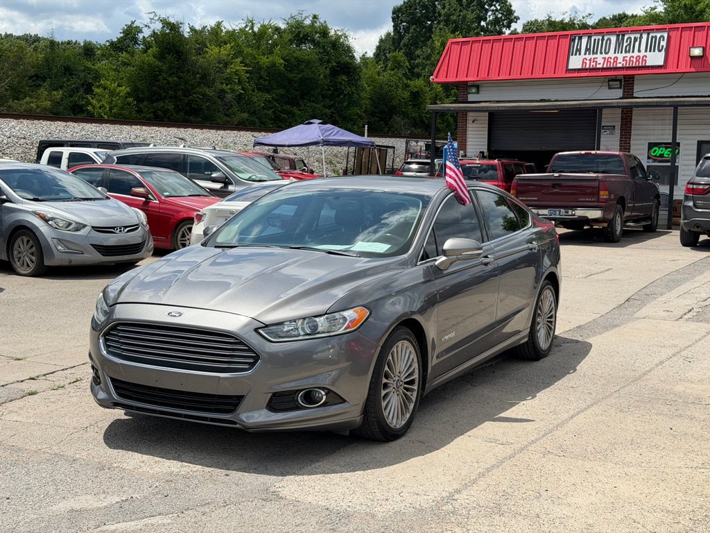Used 2013 Ford Fusion Titanium FWD image 1