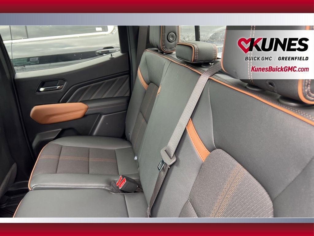 New 2026 GMC Canyon AT4 AWD/4WD image 34