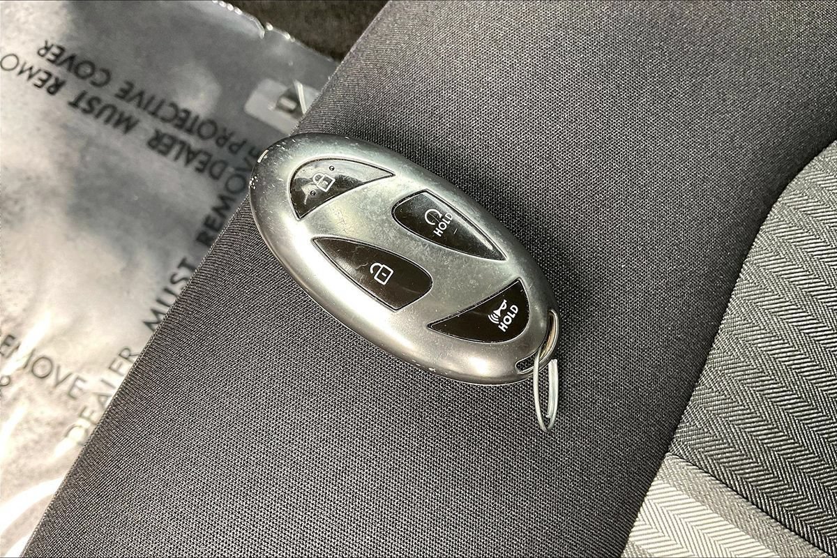 Used 2025 Hyundai Sonata SEL FWD image 18
