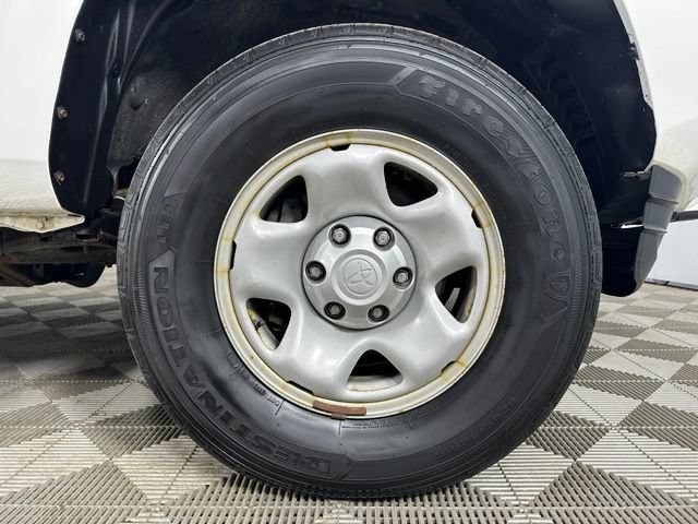 Used 2021 Toyota Tacoma SR AWD/4WD image 9