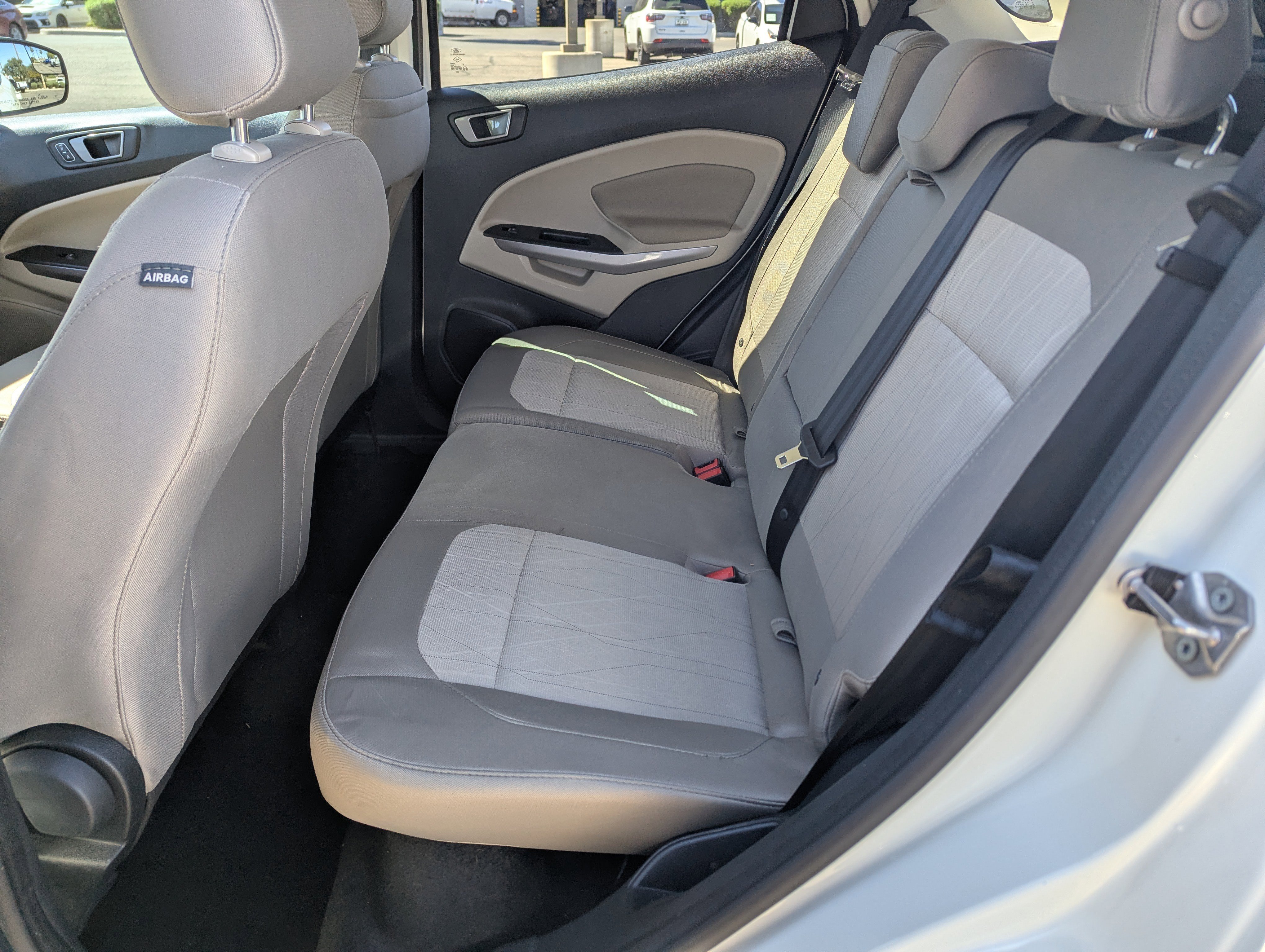 Used 2021 Ford EcoSport SE image 8