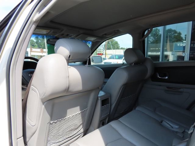 Used 2005 Cadillac SRX w/ 7-Passenger Value Package image 15