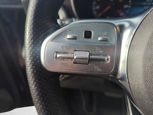 Used 2021 Mercedes-Benz GLC 300 image 13