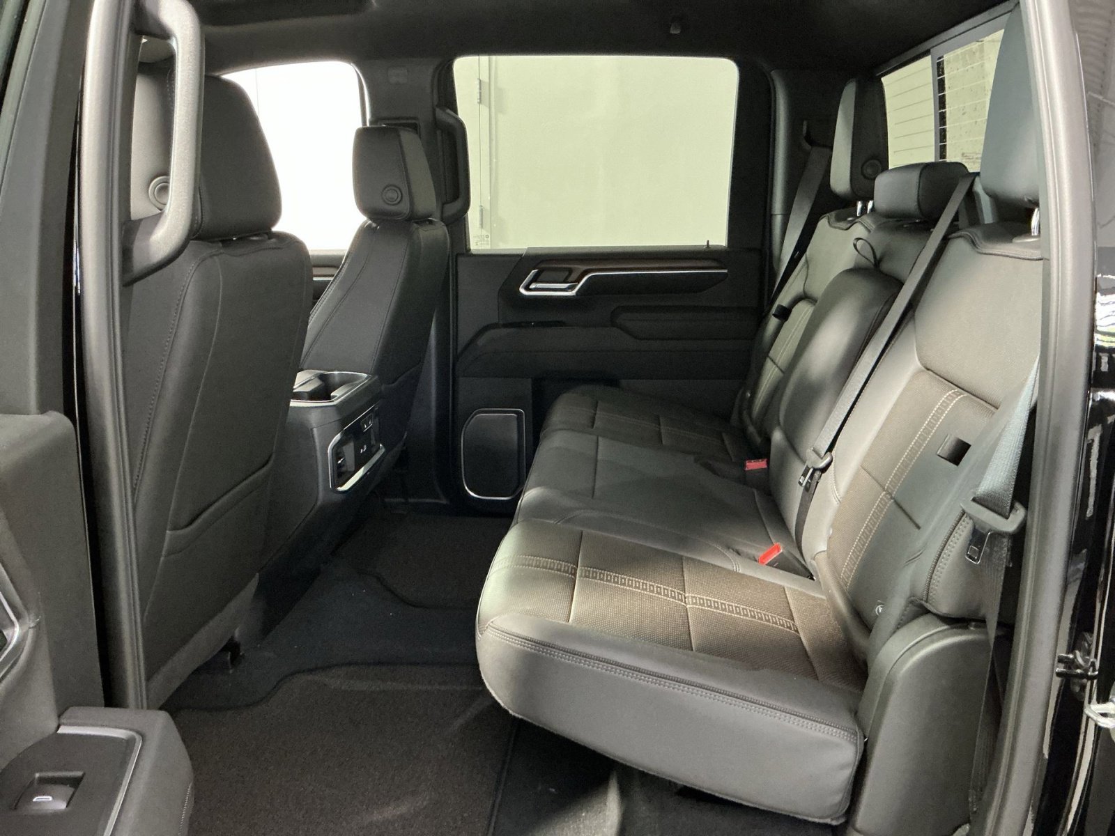 New 2026 Chevrolet Silverado 2500 High Country w/ Midnight Edition AWD/4WD image 24
