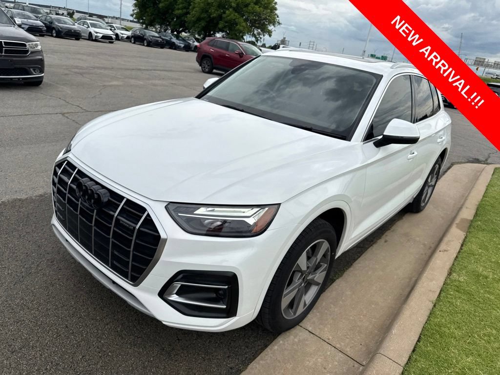 Used 2023 Audi Q5 2.0T Premium Plus w/ Premium Plus Package AWD/4WD image 3