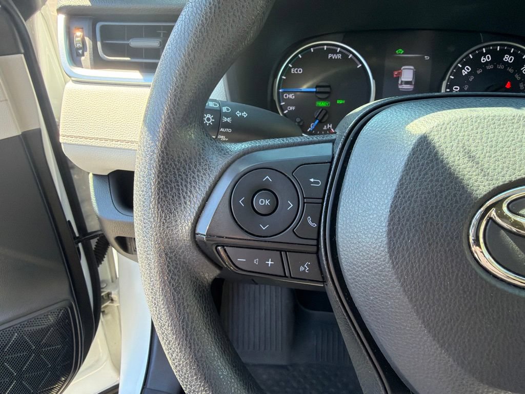 Used 2022 Toyota RAV4 XLE w/ Convenience Package AWD/4WD image 16