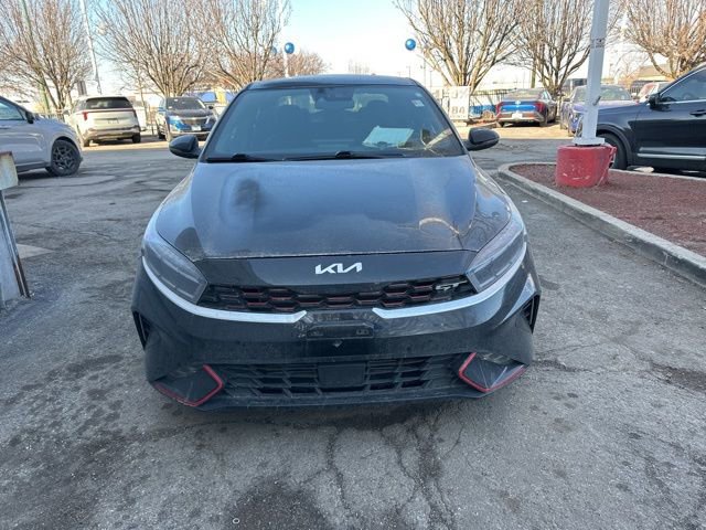 Used 2023 Kia Forte GT image 2