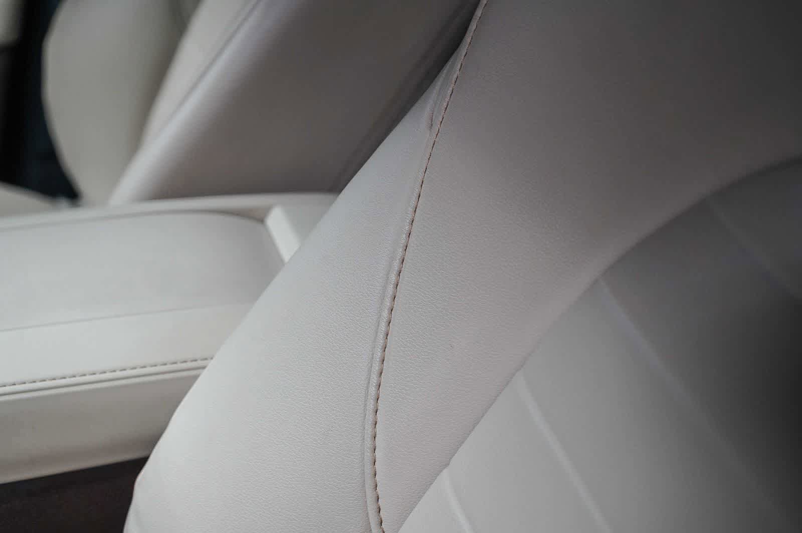 Certified 2020 Toyota Highlander XLE image 21