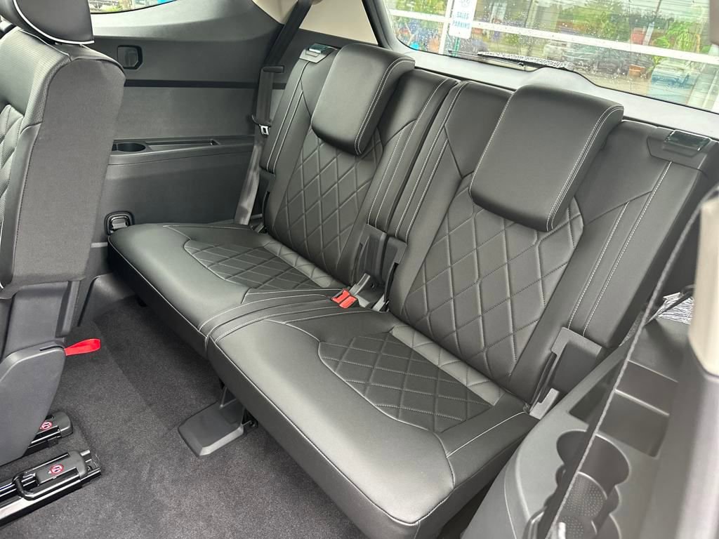 New 2025 Volkswagen Atlas SEL Premium R-Line image 25