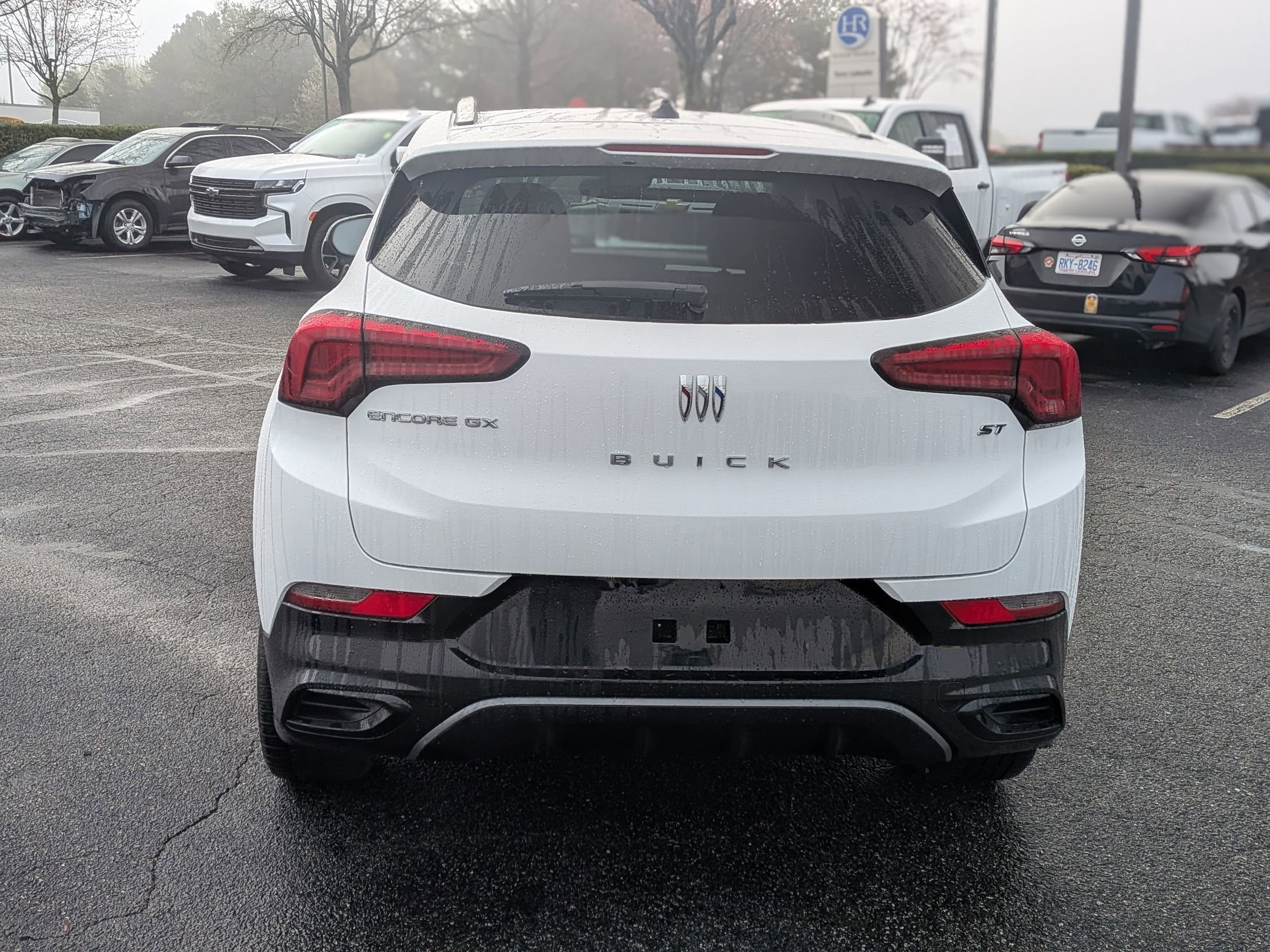 Used 2024 Buick Encore GX Sport Touring w/ Comfort Package image 8