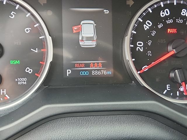 Used 2021 Toyota RAV4 XLE FWD image 14