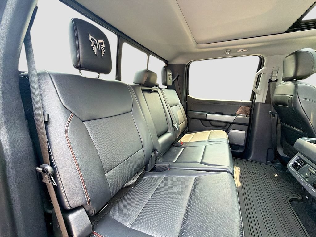 Used 2024 Ford F250 Lariat w/ Lariat Ultimate Package AWD/4WD image 28