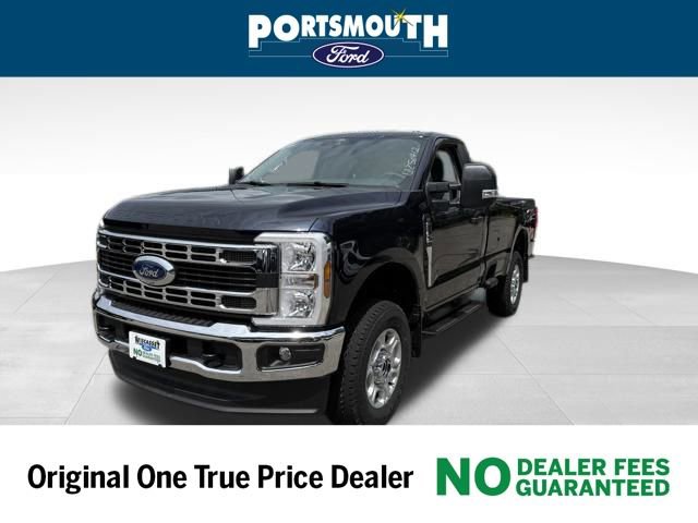 New 2025 Ford F350 XLT w/ FX4 Off-Road Package image 16