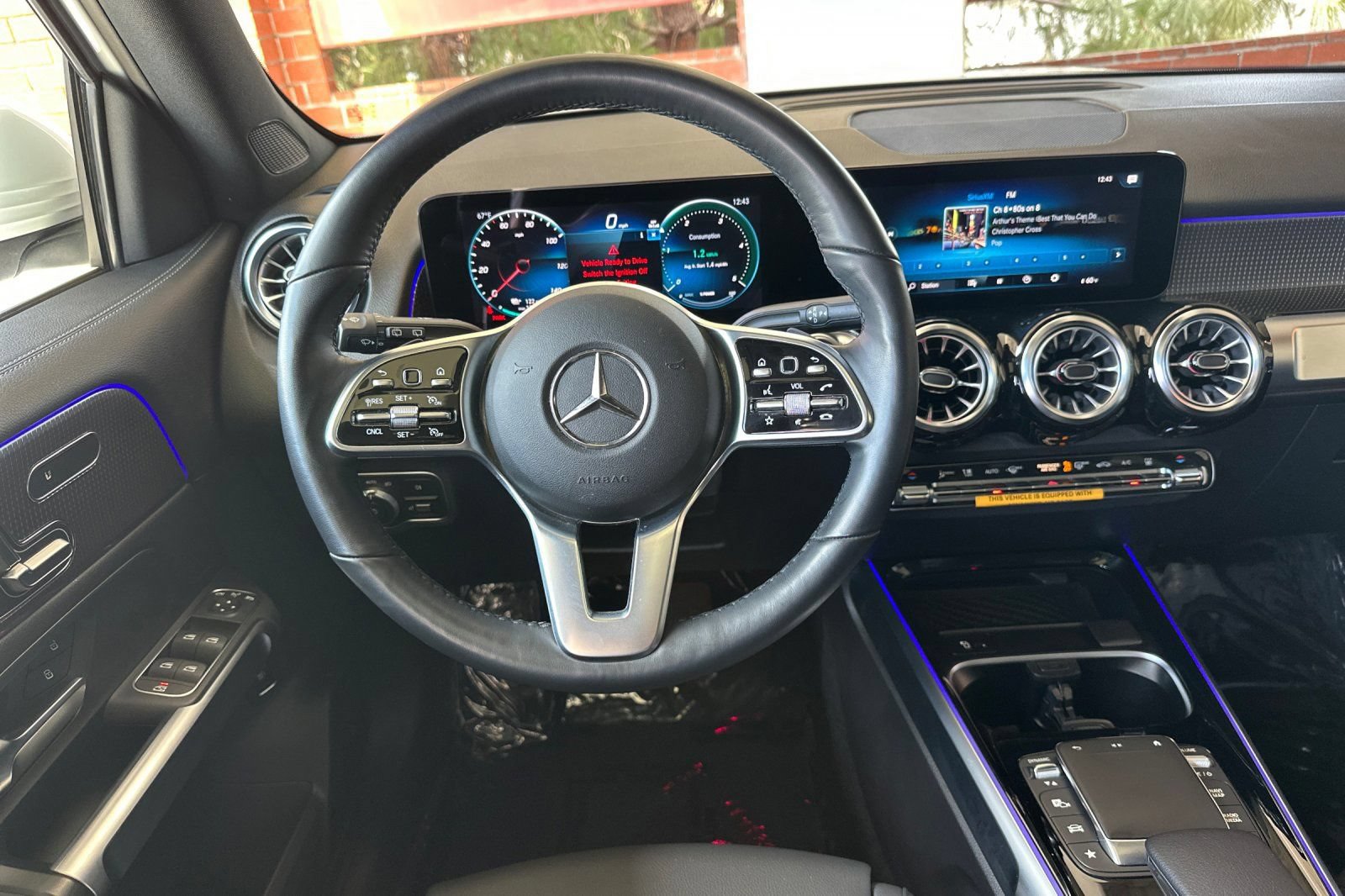 Used 2023 Mercedes-Benz EQB 300 4MATIC w/ Exclusive Package image 18