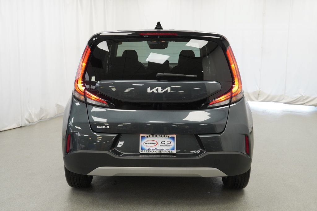 Used 2025 Kia Soul LX w/ LX Technology Package FWD image 36