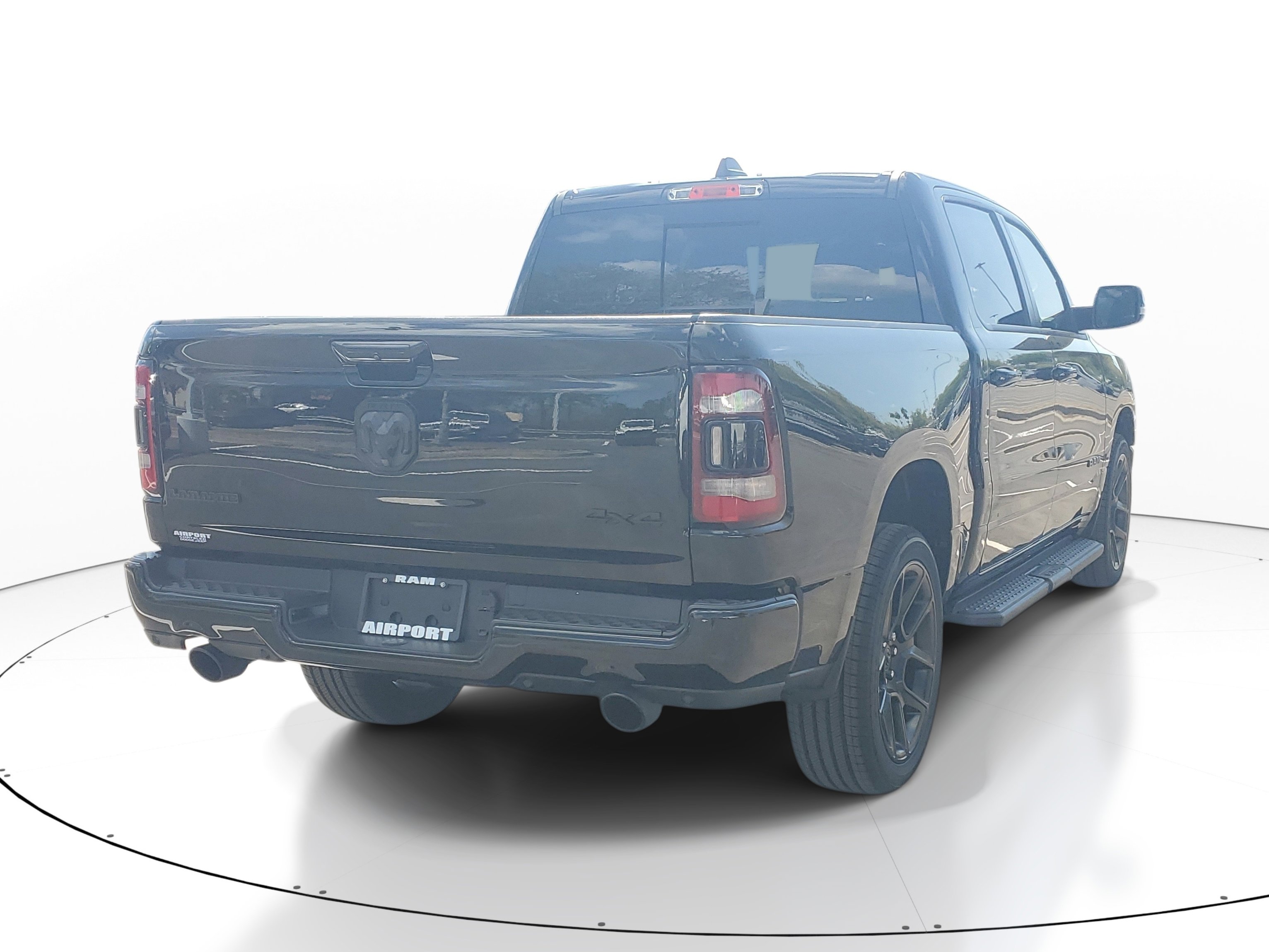 Used 2023 RAM 1500 Laramie image 5