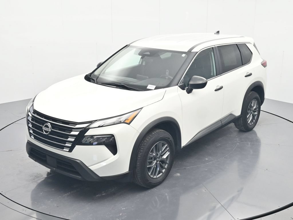 Used 2024 Nissan Rogue S FWD image 28