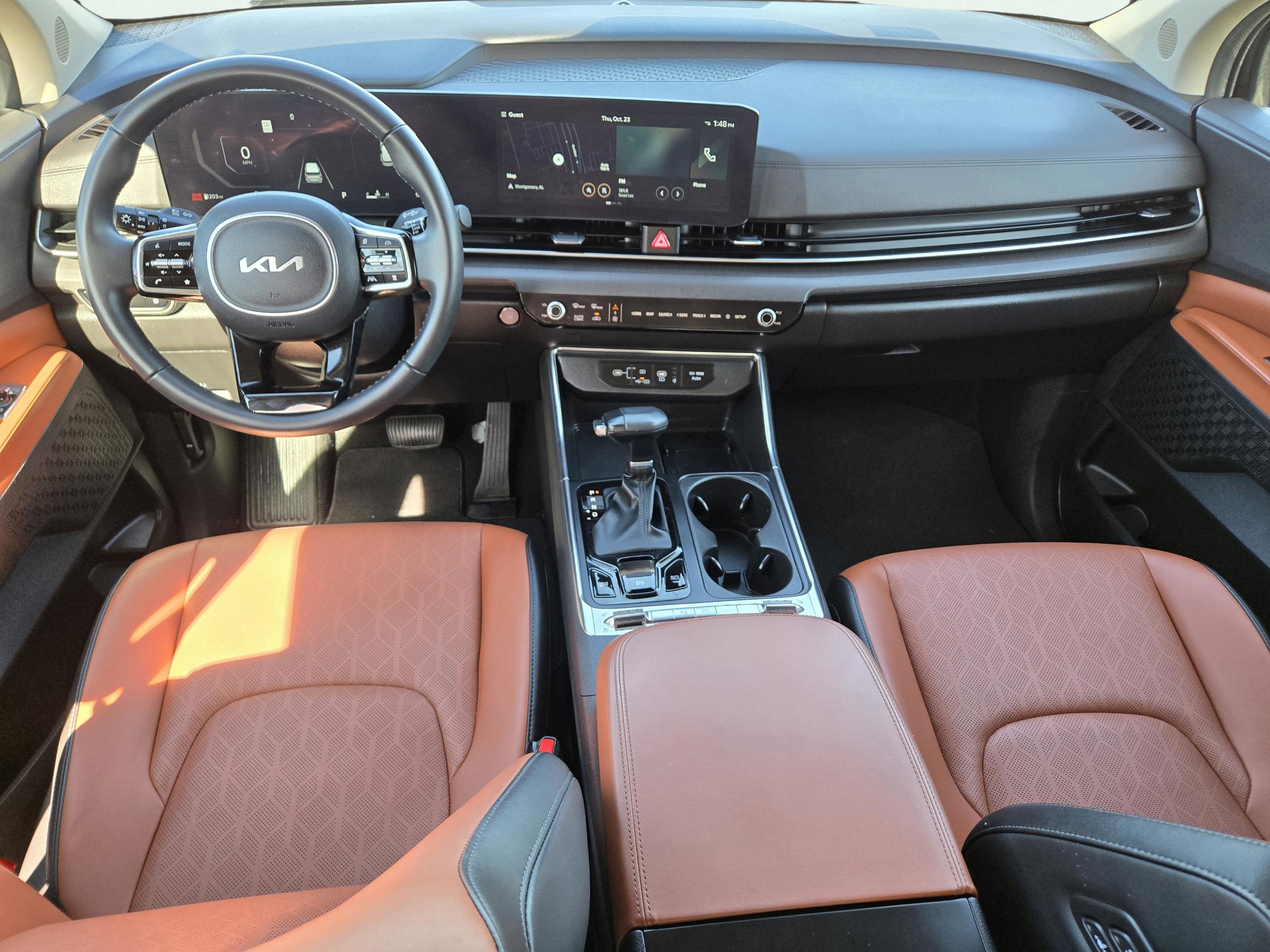 Used 2025 Kia Carnival SX image 19