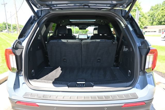 Used 2025 Ford Explorer ST AWD/4WD image 23