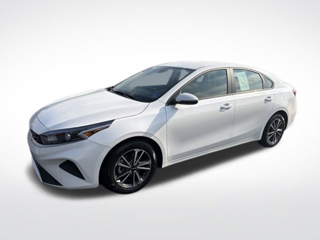 Used 2023 Kia Forte LXS w/ LXS Technology Package FWD 360° Tour