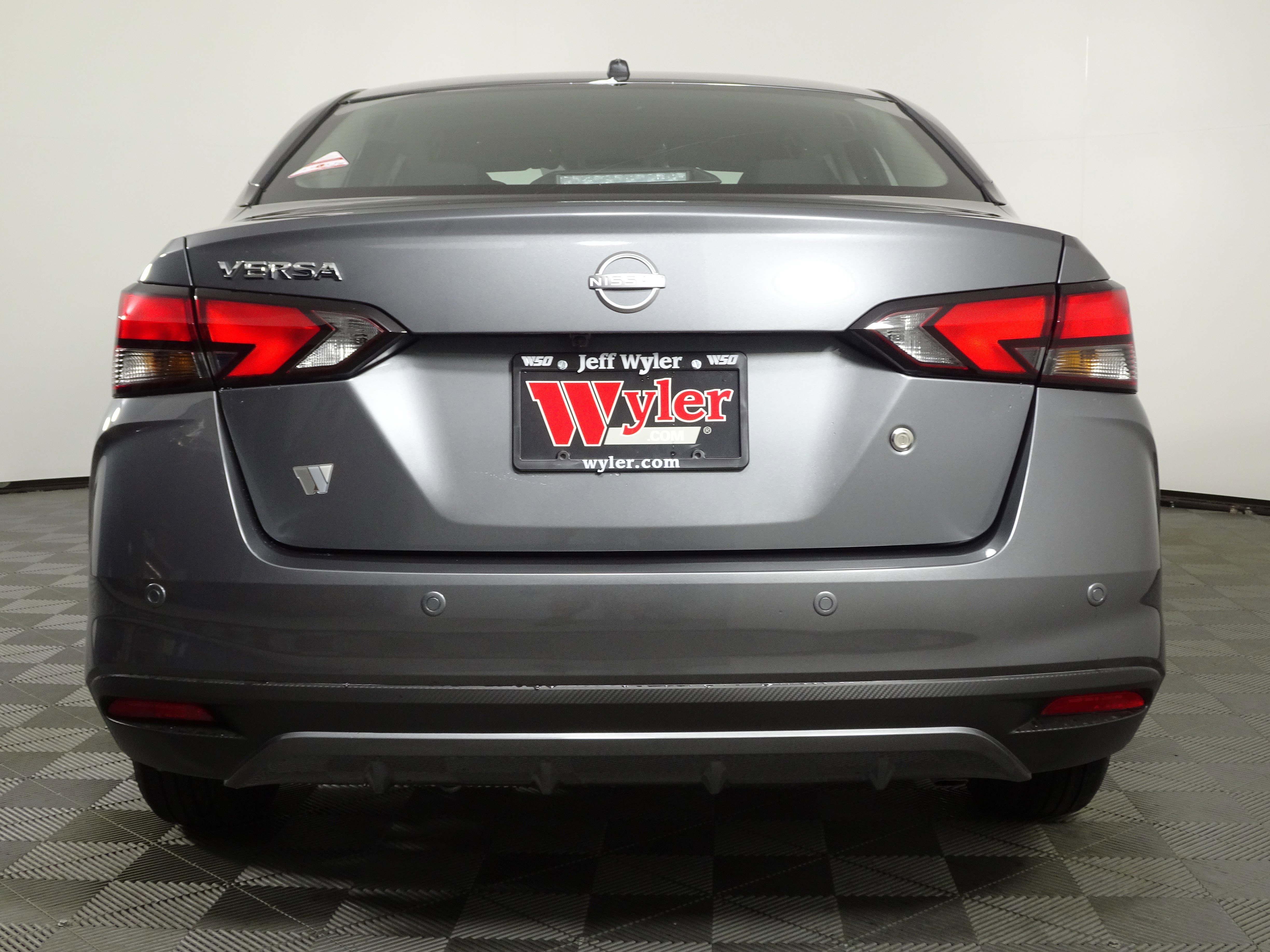 New 2025 Nissan Versa S w/ Trunk Package image 18