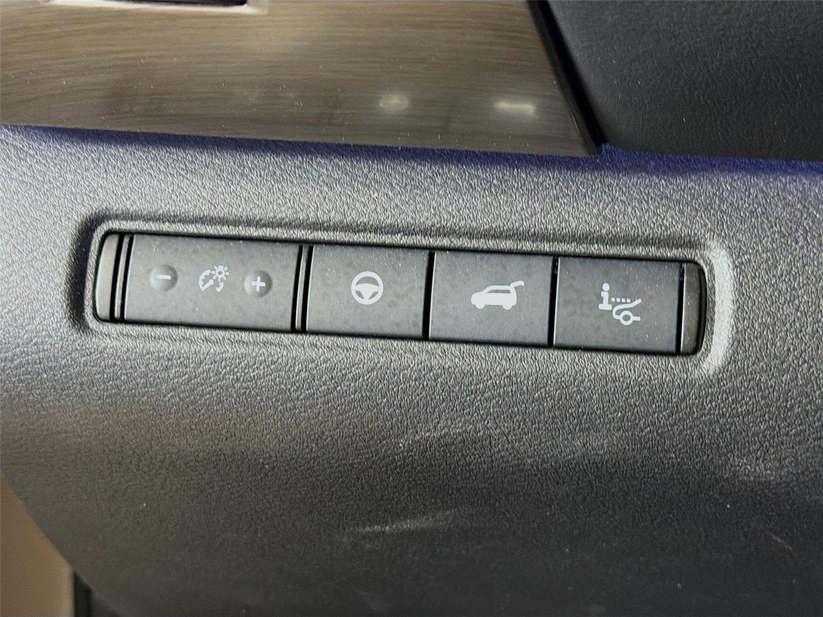 Certified 2024 Nissan Pathfinder Platinum w/ Cargo Package AWD/4WD image 10