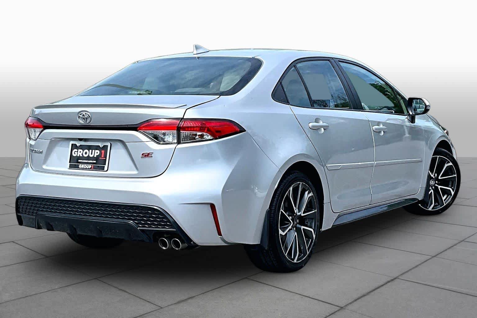 Used 2021 Toyota Corolla SE w/ Carpet Mat Package (TMS) FWD image 13