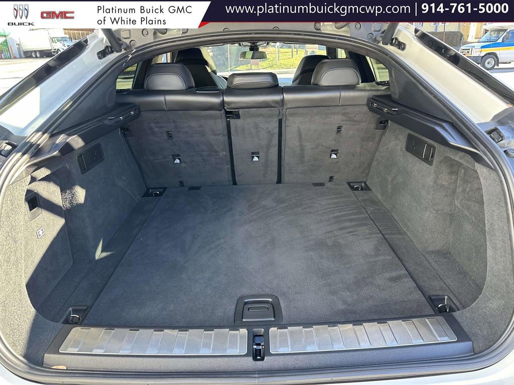 Used 2023 BMW X6 M image 12