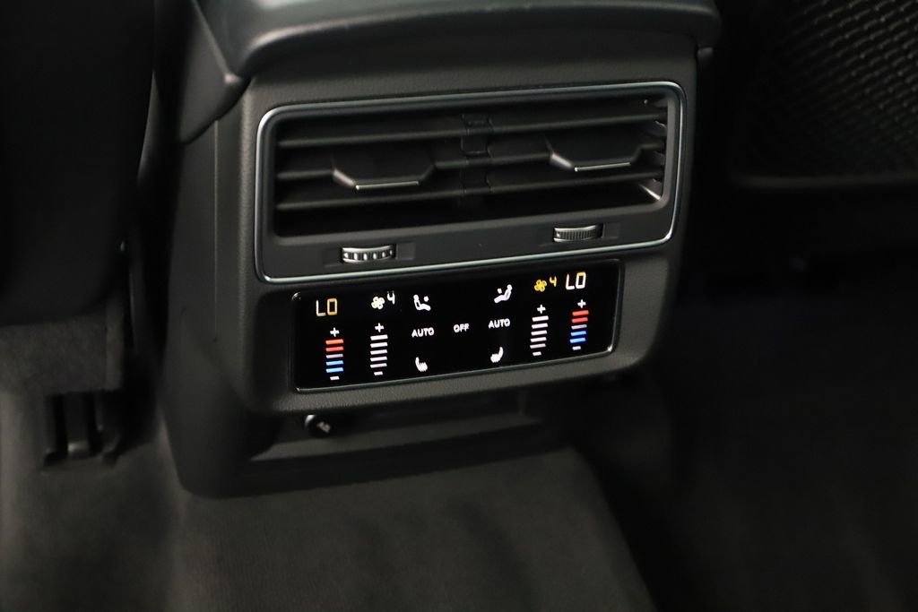 Certified 2023 Audi Q7 3.0T Prestige w/ Prestige Package AWD/4WD image 20