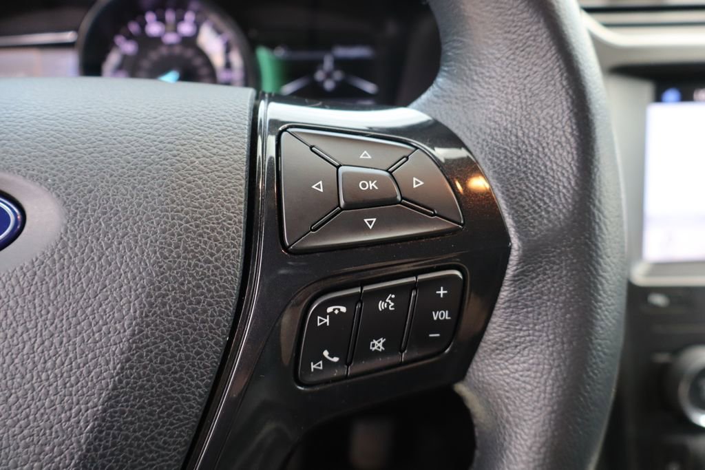 Used 2019 Ford Explorer XLT w/ Equipment Group 202A AWD/4WD image 16