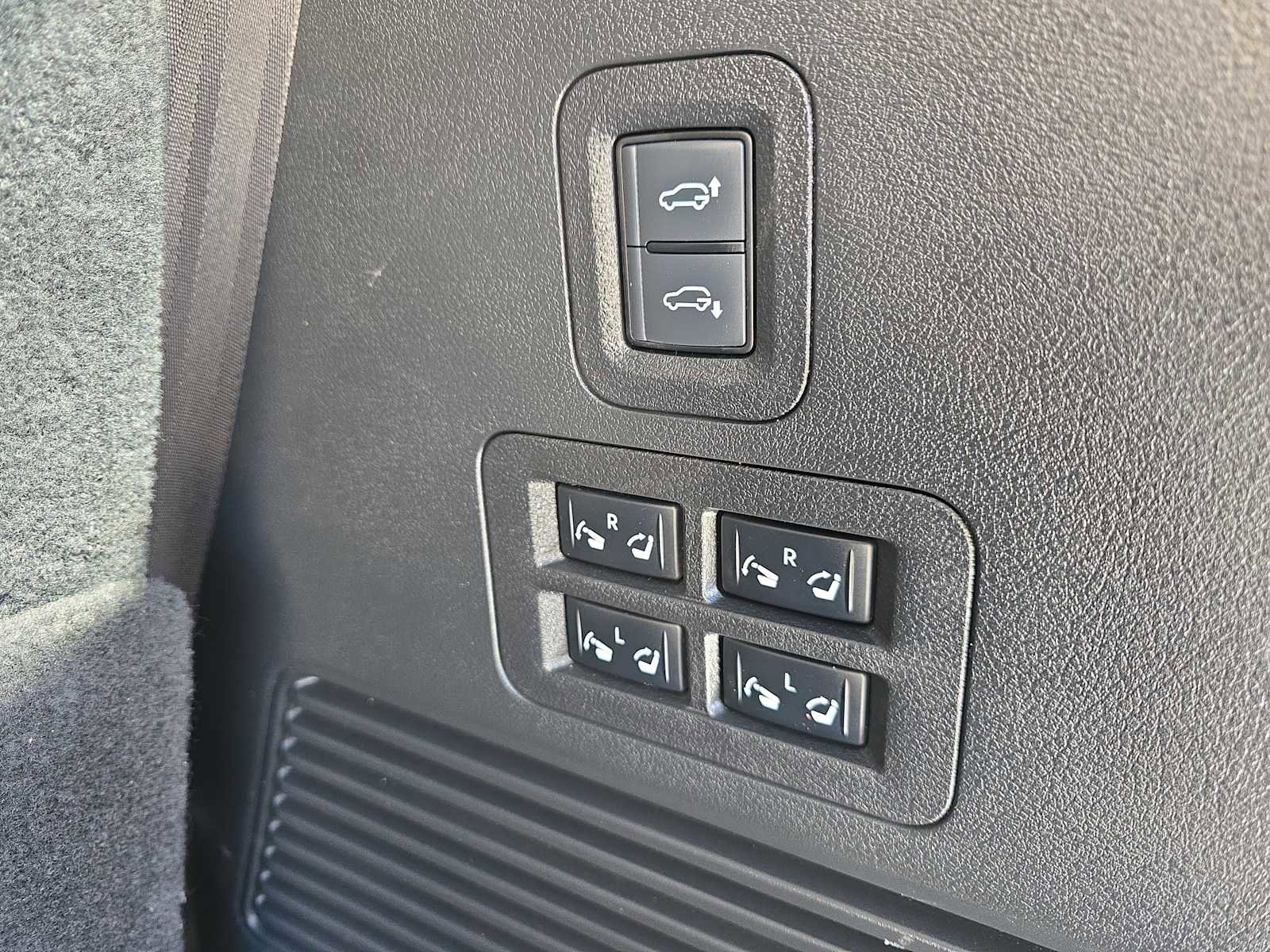 Certified 2025 INFINITI QX80 Luxe image 25