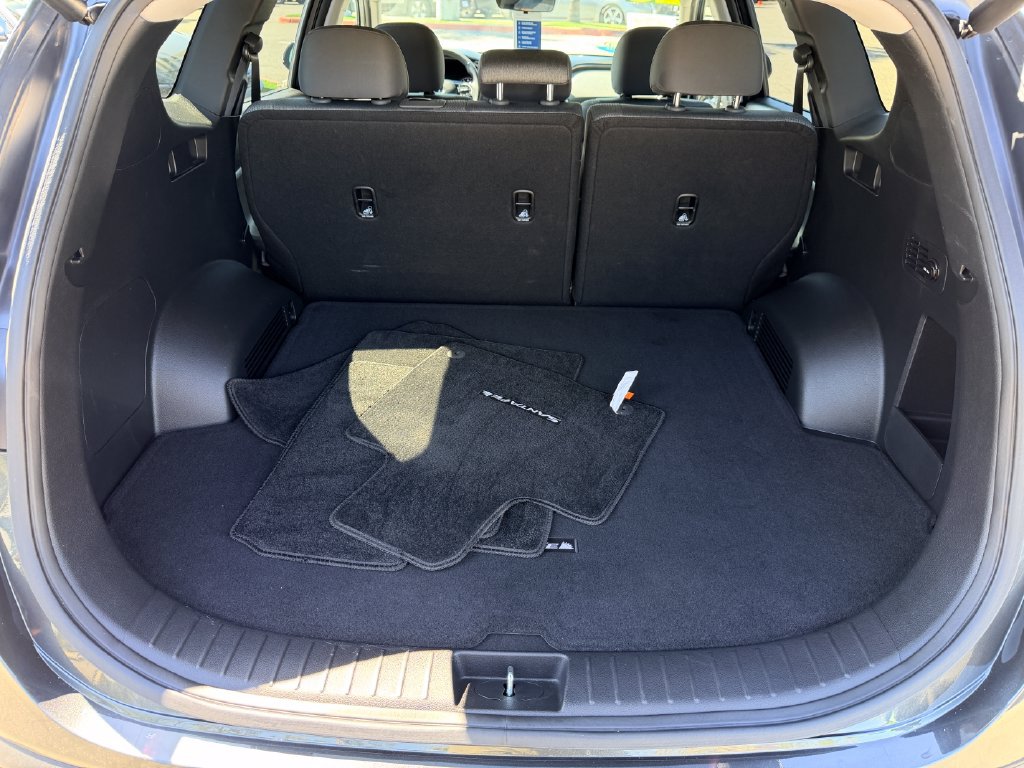 Certified 2023 Hyundai Santa Fe SEL w/ Cargo Package FWD image 16
