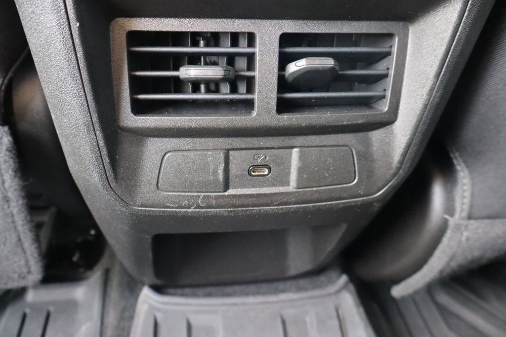 Used 2023 Chevrolet Colorado LT w/ LT Convenience Package II AWD/4WD image 21