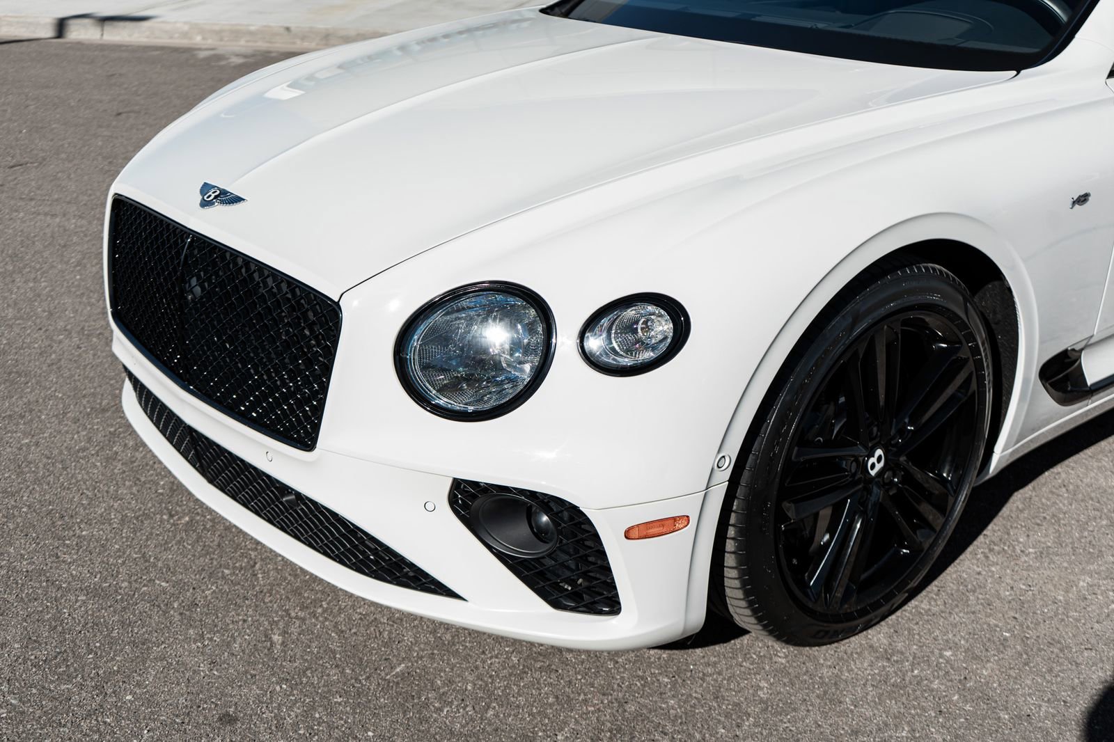 Used 2022 Bentley Continental GT image 19