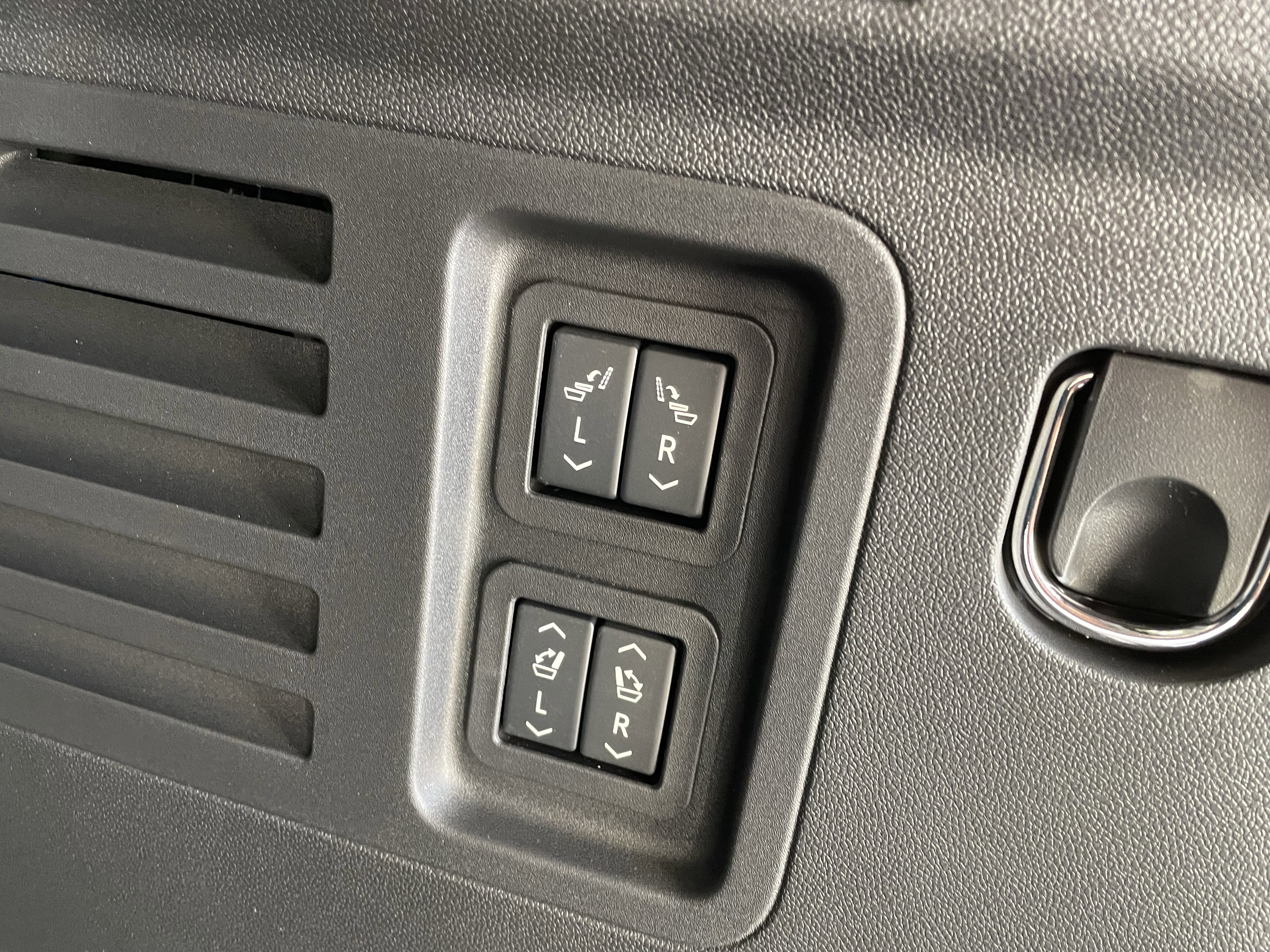 New 2026 Buick Enclave Sport Touring w/ Power Package image 9