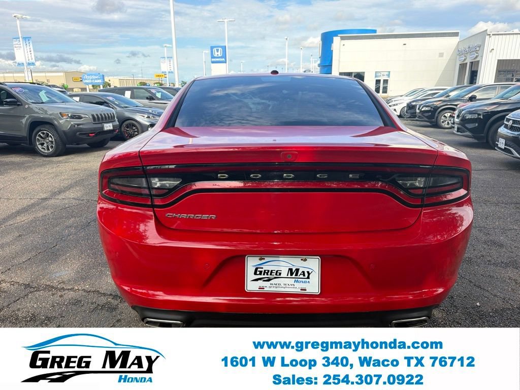 Used 2022 Dodge Charger SXT RWD image 4