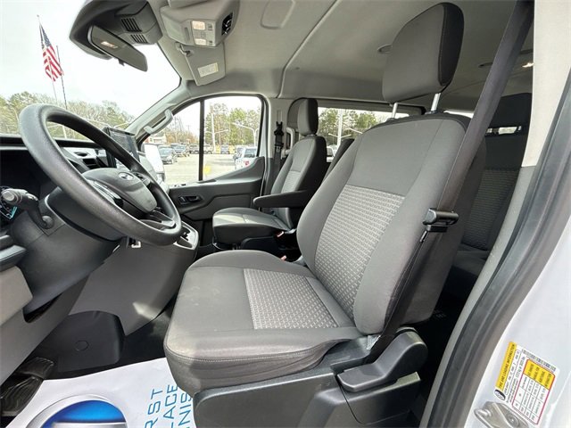 Used 2023 Ford Transit 350 XLT image 5