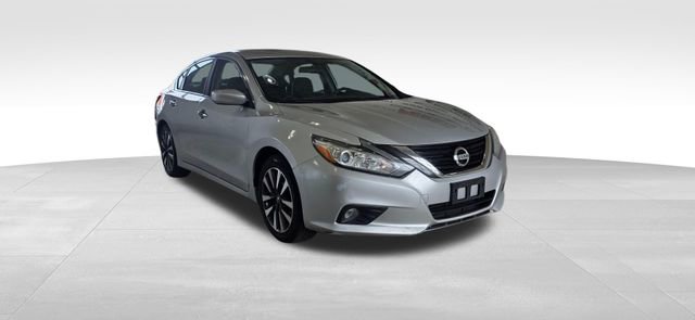 Used 2017 Nissan Altima 2.5 SV image 9
