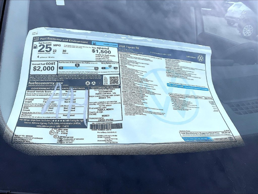 Used 2026 Volkswagen Tiguan SE w/ Panoramic Sunroof Package AWD/4WD image 18