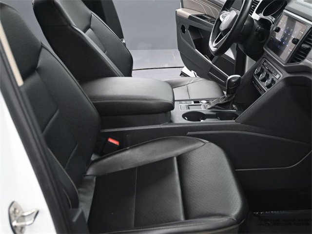 Used 2021 Volkswagen Atlas SE w/ Towing Package image 19