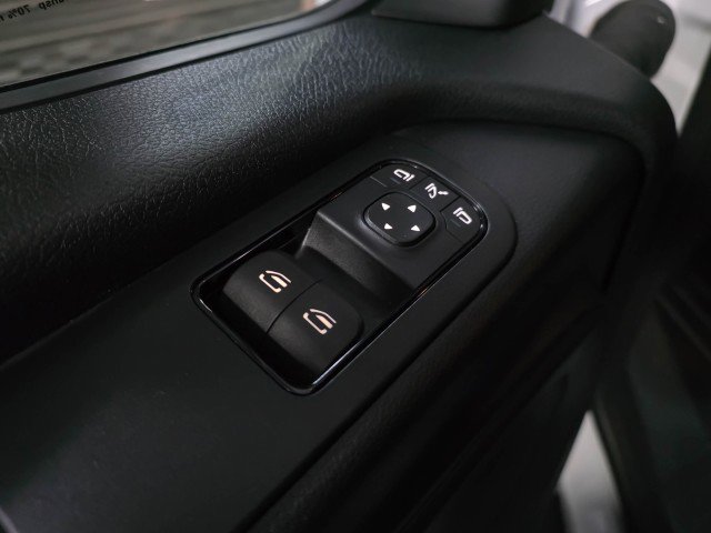 Used 2022 Mercedes-Benz Sprinter 2500 image 27