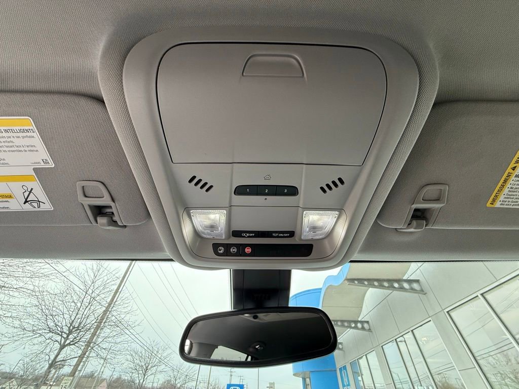 Used 2024 GMC Terrain AT4 AWD/4WD image 28