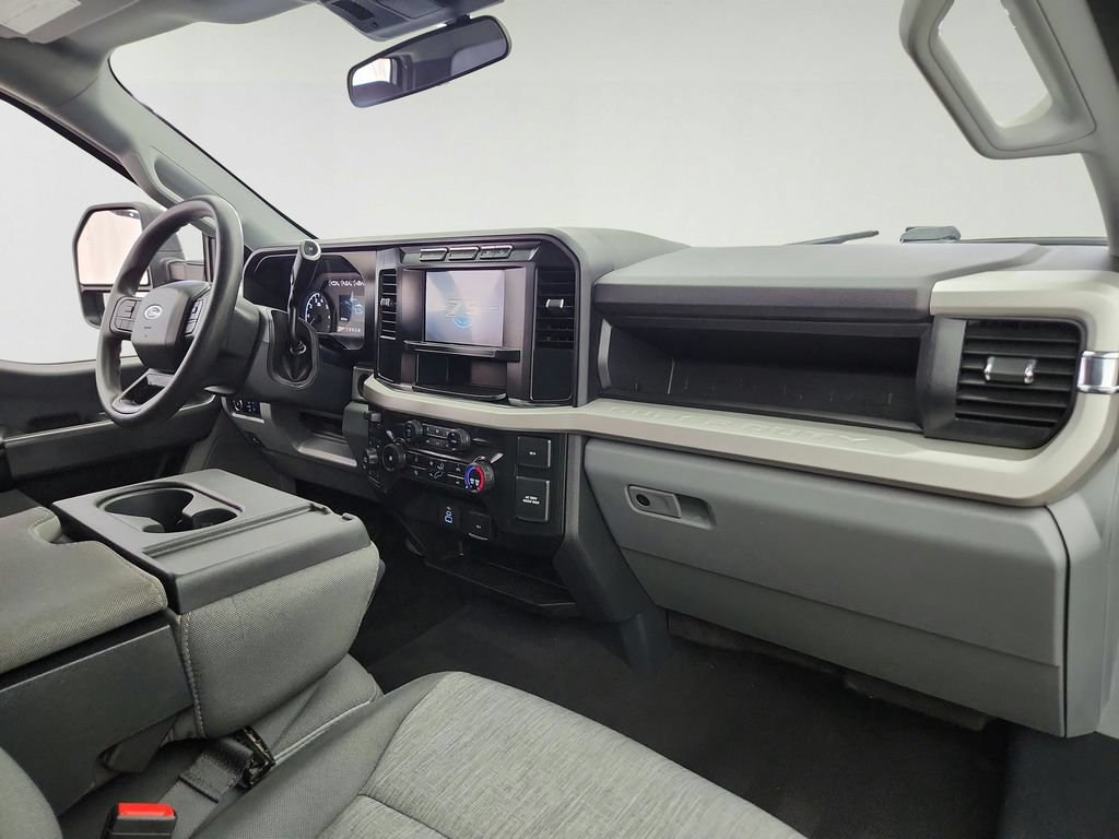 Used 2023 Ford F250 XL w/ STX Appearance Package AWD/4WD image 25