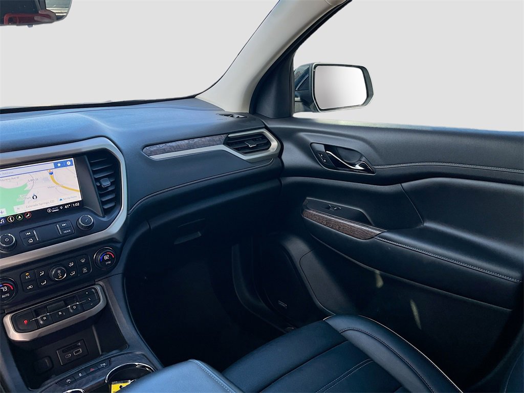 Used 2022 GMC Acadia Denali w/ Denali Ultimate Package image 25