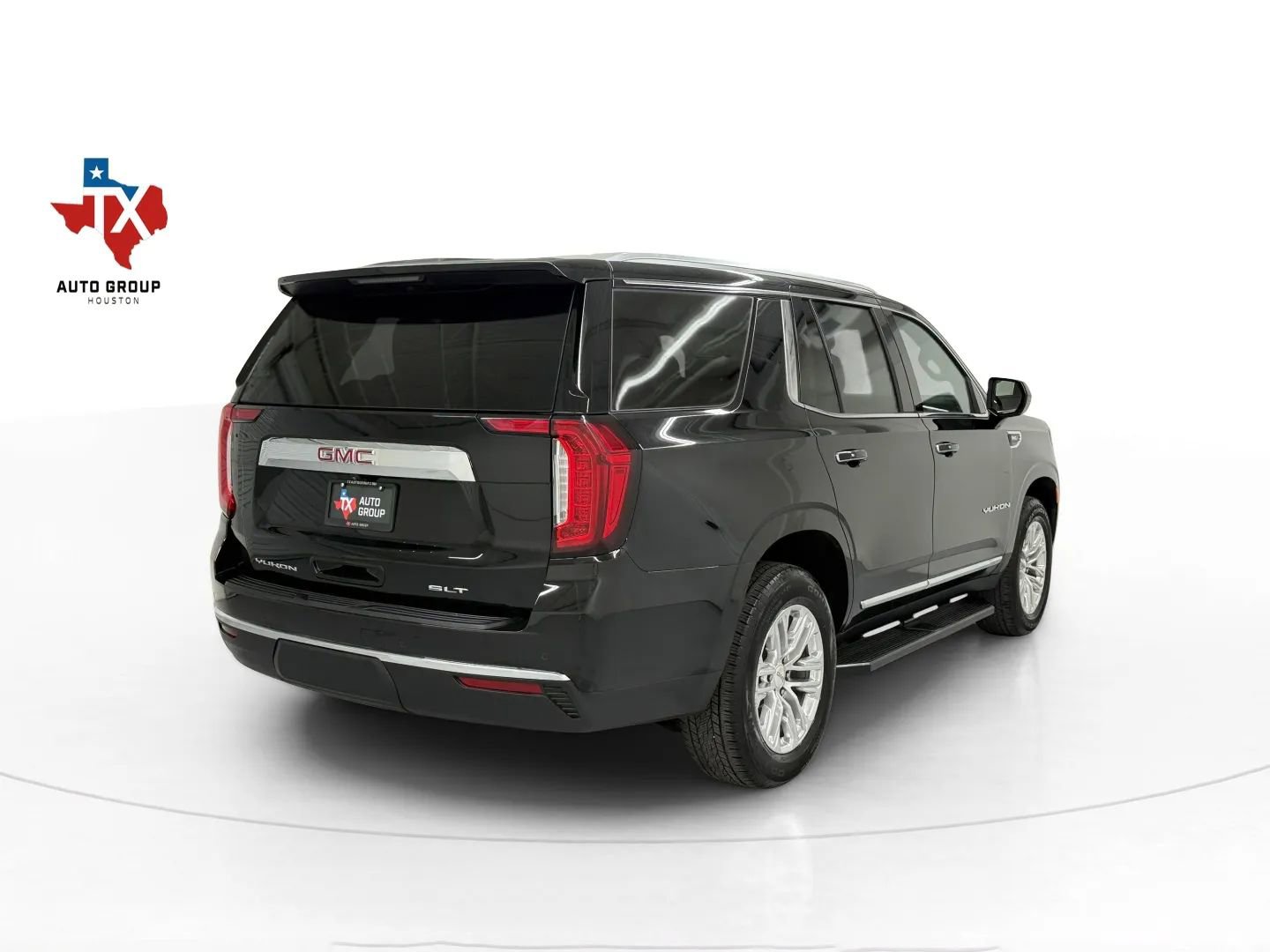 Used 2024 GMC Yukon SLT image 7